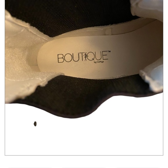 NWOT CORKY'S | TO BE HONEST SLIP ON BOOTIES IN WHITE SIZE 10 - Picture 7 of 8